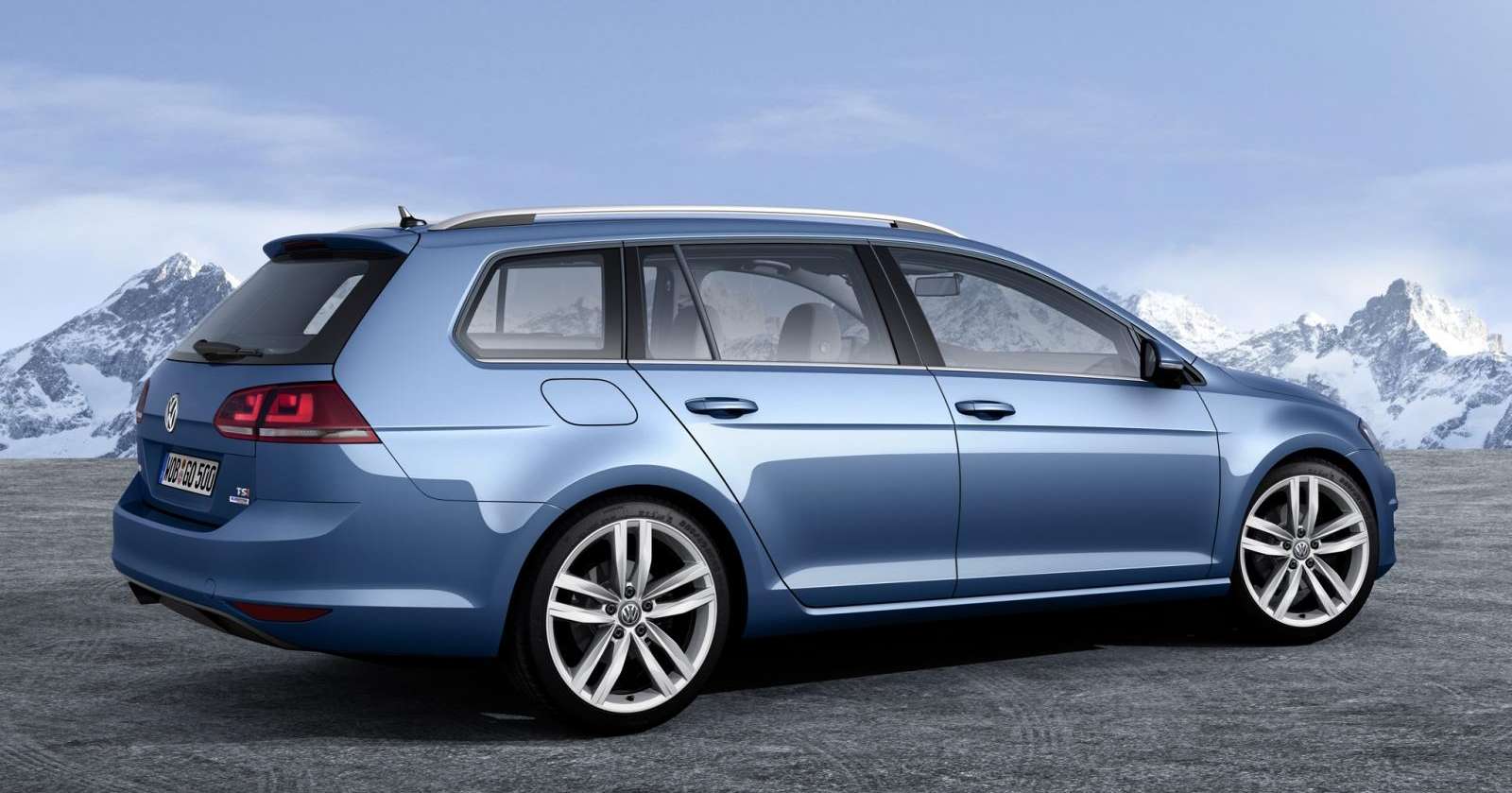 BREAKING NEWS VW GOLF 7 VARIANT FIRST OFFICIAL IMAGES